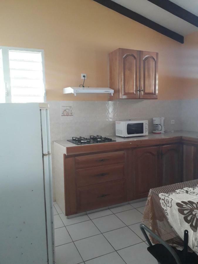 Ferienwohnung Chez Jojo Baie-Mahault Exterior foto
