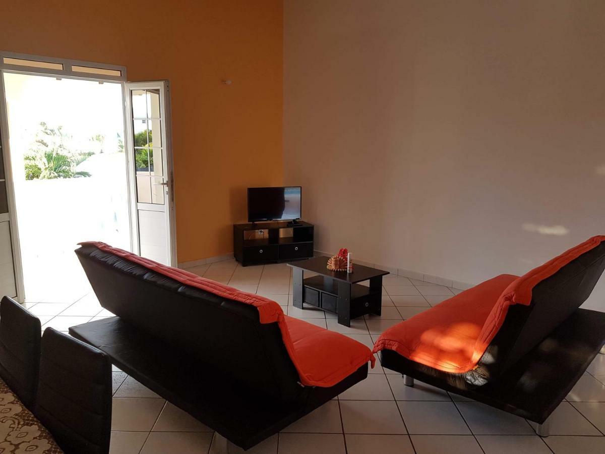 Ferienwohnung Chez Jojo Baie-Mahault Exterior foto